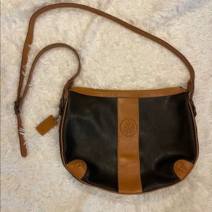 Vintage Magnum Quality purse.